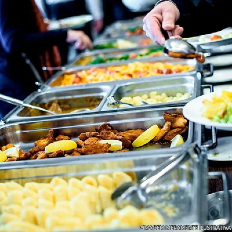 almoço transportado coletivo